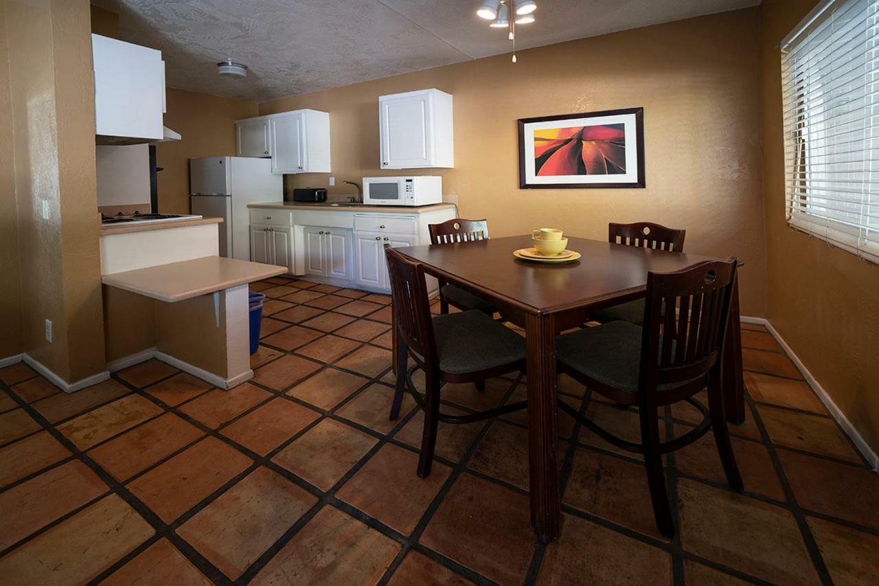 Tuscany Manor Palm Springs Zewnętrze zdjęcie